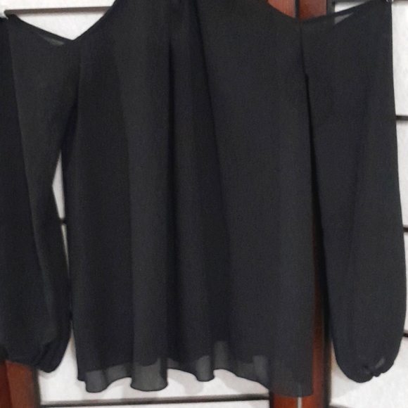 Women's Medium Black Cold Shoulder Halter Neck Blouse - Picture 4 of 6